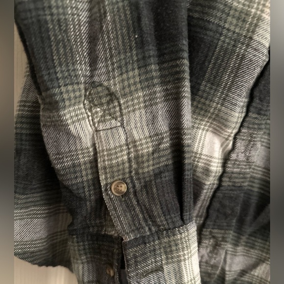 AE Plaid Button-Up Shirt - Picture 3 of 6